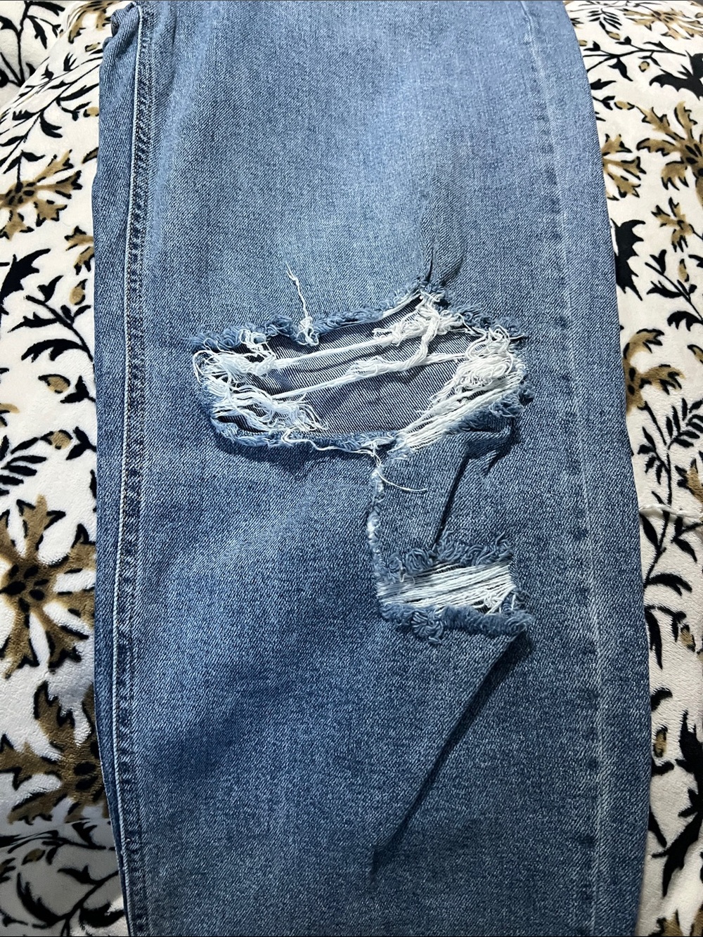 Wild Fable High-Rise Button-Fly Jeans in Light Blue Denim - Picture 3 of 5